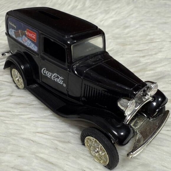 Vintage Coca-Cola Metal Black 1932 Ford Panel Delivery Bank Spinning Wheels - Picture 1 of 11
